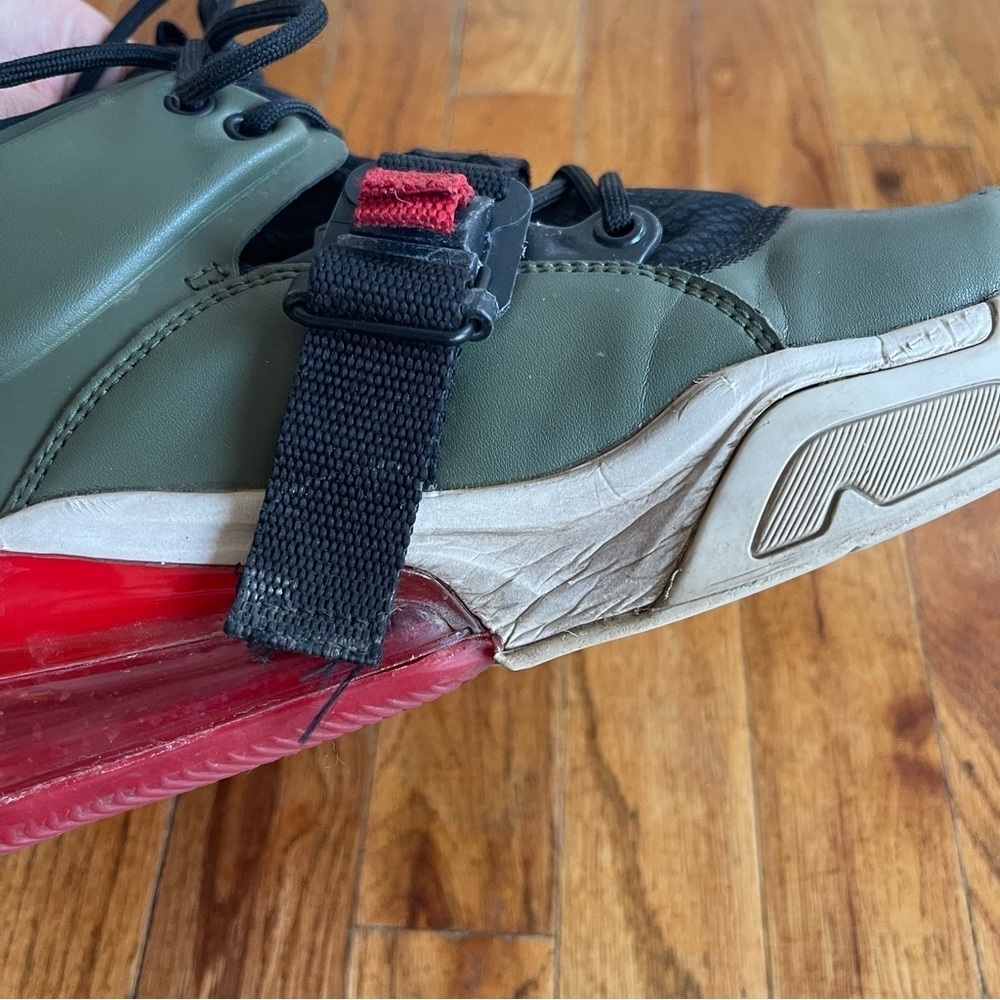 Nike Airforce 270 Utility Shoes - Picture 6 of 8